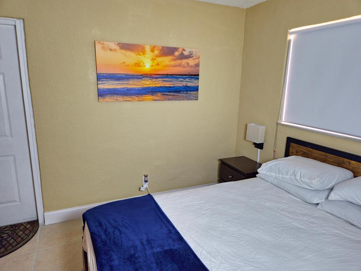 The Vacay Inn Lauderdale Lakes Buitenkant foto